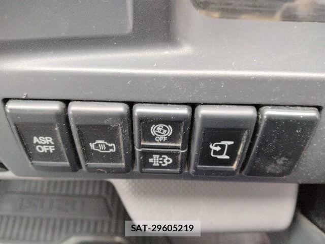 Isuzu ELF TRUCK 2014-02 4591493-8