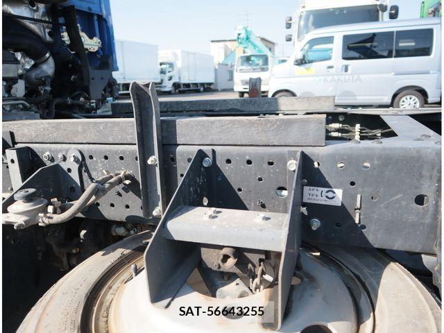 Isuzu ELF TRUCK 2021-02 4638770-15