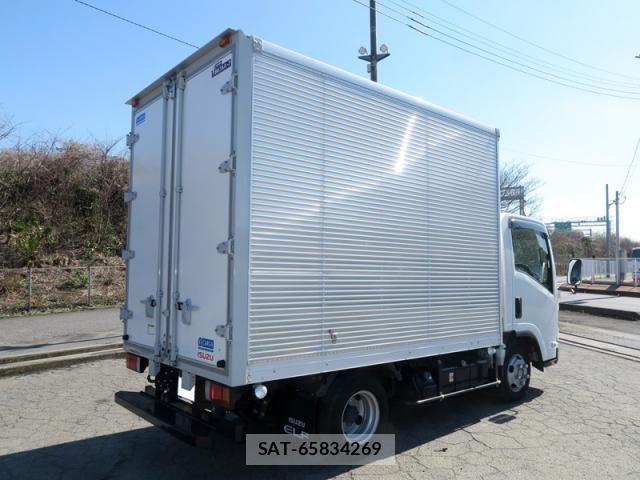 Isuzu ELF TRUCK 2025-01 4638756-3