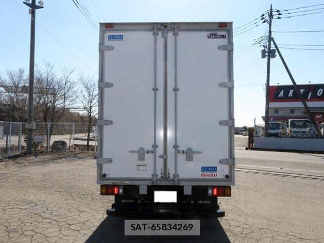 Isuzu ELF TRUCK 2025-01 4638756-4