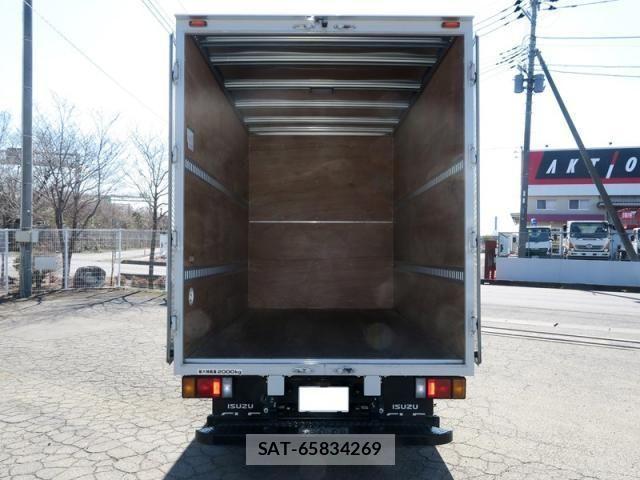 Isuzu ELF TRUCK 2025-01 4638756-5