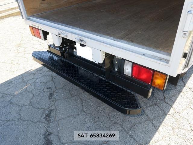 Isuzu ELF TRUCK 2025-01 4638756-6