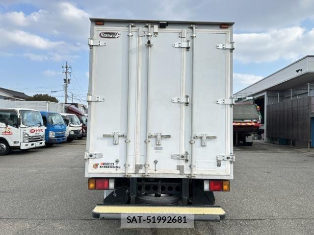 Isuzu ELF TRUCK 2019-10 4638792-11