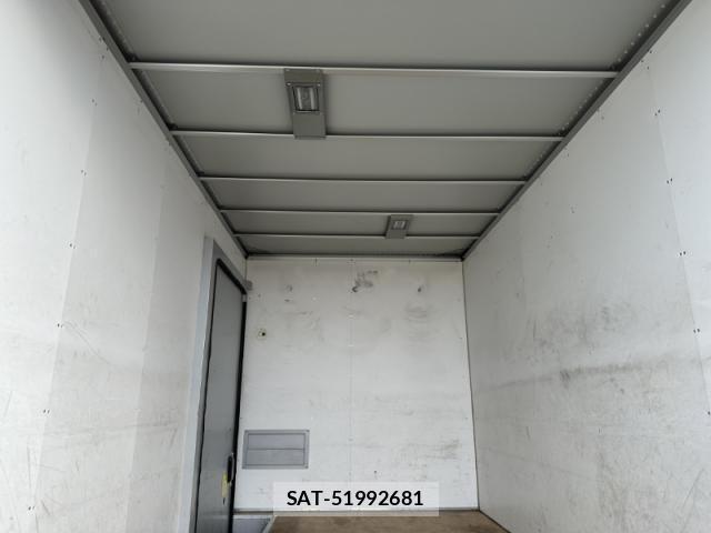 Isuzu ELF TRUCK 2019-10 4638792-14