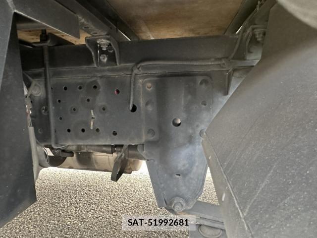 Isuzu ELF TRUCK 2019-10 4638792-20