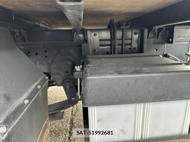 Isuzu ELF TRUCK 2019-10 4638792-21