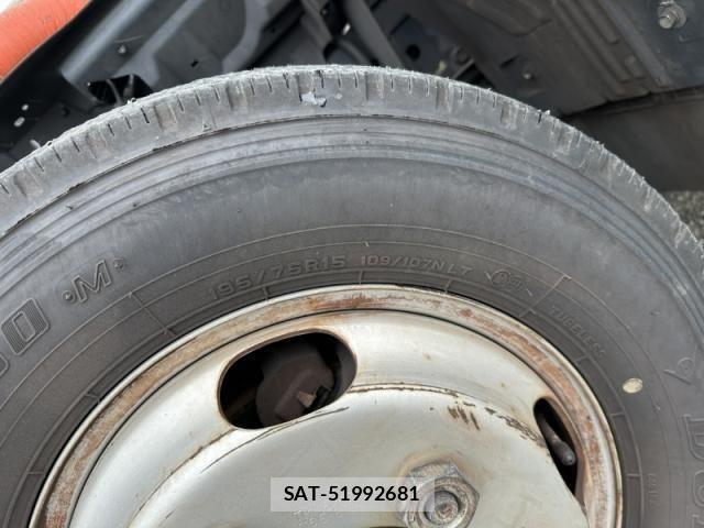 Isuzu ELF TRUCK 2019-10 4638792-23