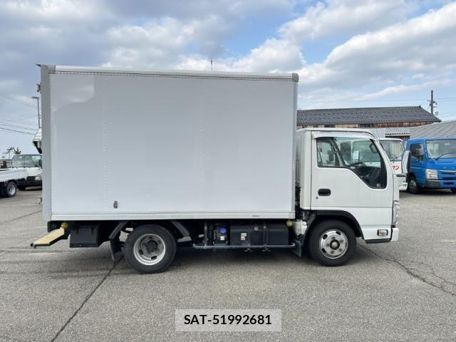 Isuzu ELF TRUCK 2019-10 4638792-7