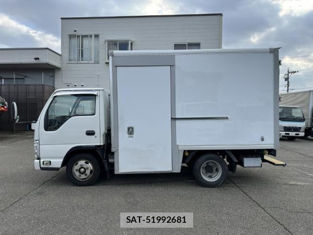 Isuzu ELF TRUCK 2019-10 4638792-8