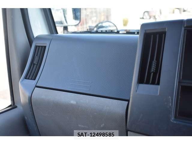 Isuzu ELF TRUCK 2014-03 4753204-22