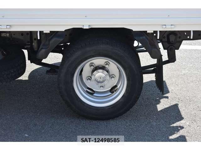 Isuzu ELF TRUCK 2014-03 4753204-28