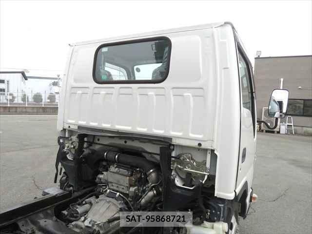 Isuzu ELF TRUCK 2019-04 4753167-20