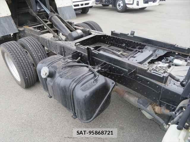 Isuzu ELF TRUCK 2019-04 4753167-21