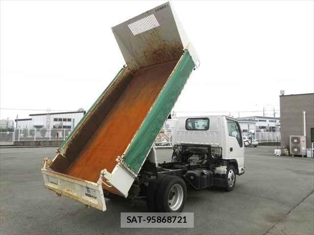 Isuzu ELF TRUCK 2019-04 4753167-28