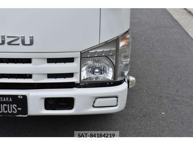 Isuzu ELF TRUCK 2013-11 4753217-10