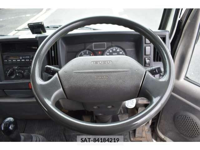 Isuzu ELF TRUCK 2013-11 4753217-2