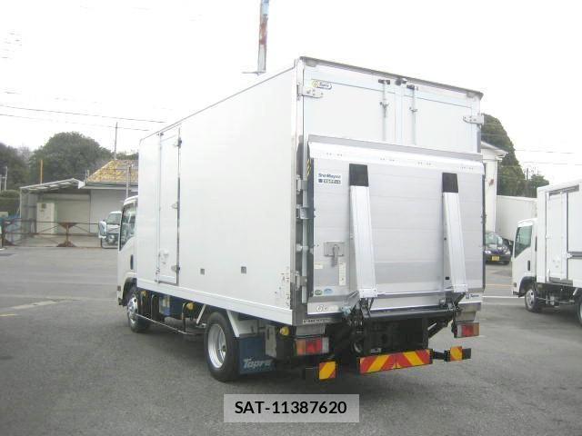 Isuzu ELF TRUCK 2016-02 4753164-3
