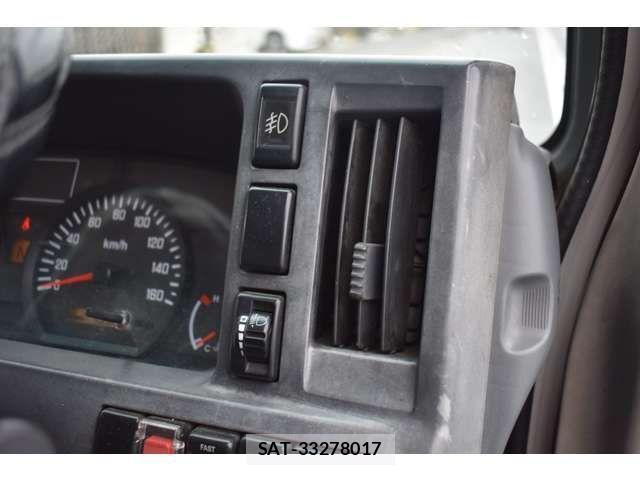 Isuzu ELF TRUCK 2011-01 4753215-12