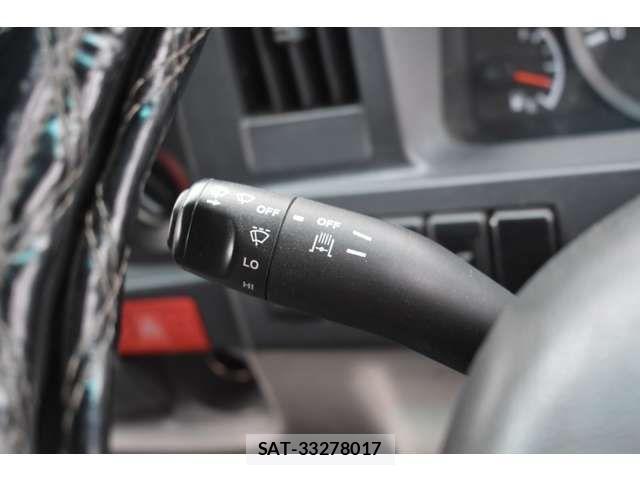Isuzu ELF TRUCK 2011-01 4753215-15