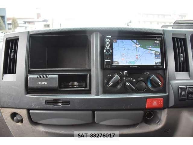 Isuzu ELF TRUCK 2011-01 4753215-23