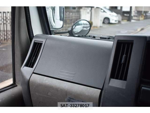Isuzu ELF TRUCK 2011-01 4753215-24