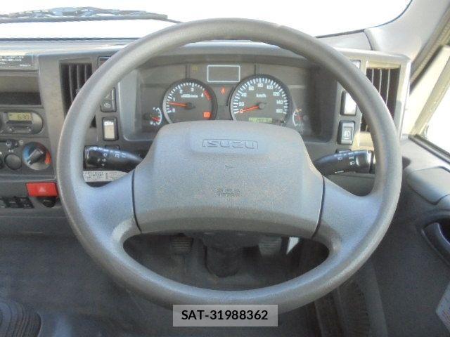 Isuzu ELF TRUCK 2016-01 4753174-1
