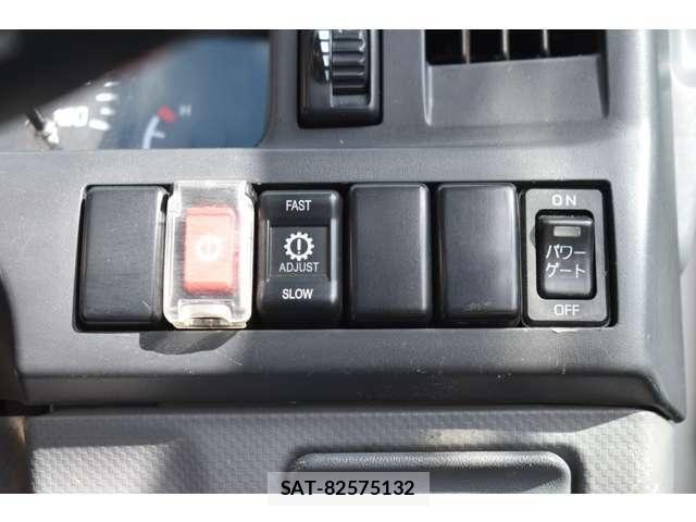 Isuzu ELF TRUCK 2016-01 4753185-14