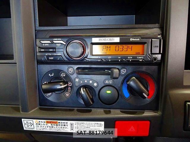 Isuzu ELF TRUCK 2026-02 4753150-10