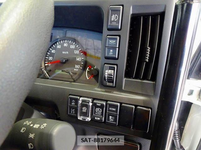 Isuzu ELF TRUCK 2026-02 4753150-15