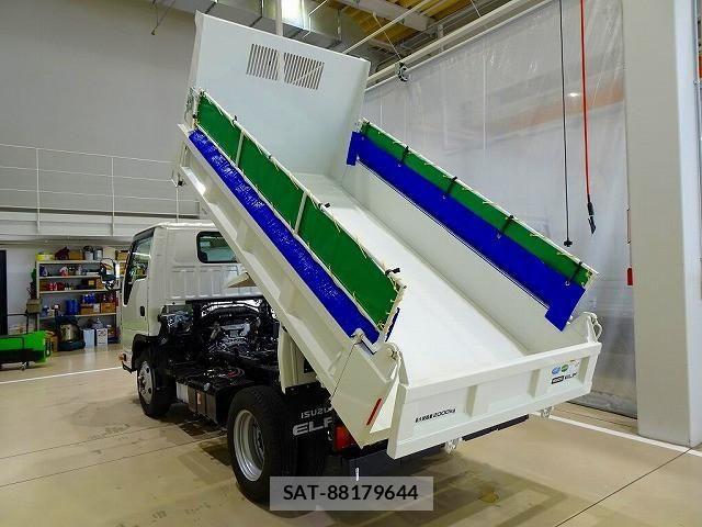 Isuzu ELF TRUCK 2026-02 4753150-24
