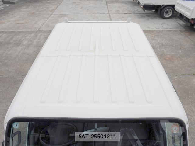 Isuzu ELF TRUCK 2018-12 4939658-11