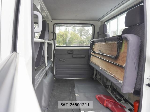 Isuzu ELF TRUCK 2018-12 4939658-27