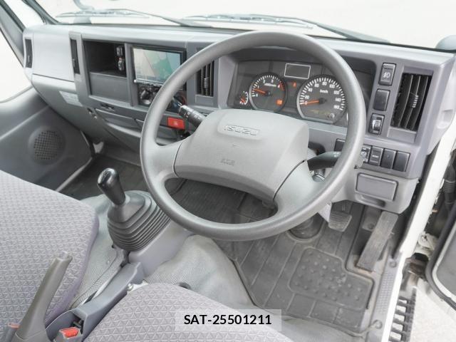 Isuzu ELF TRUCK 2018-12 4939658-2