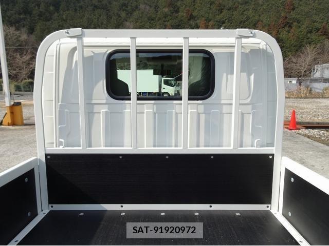 Isuzu ELF TRUCK 2025-12 4939590-11