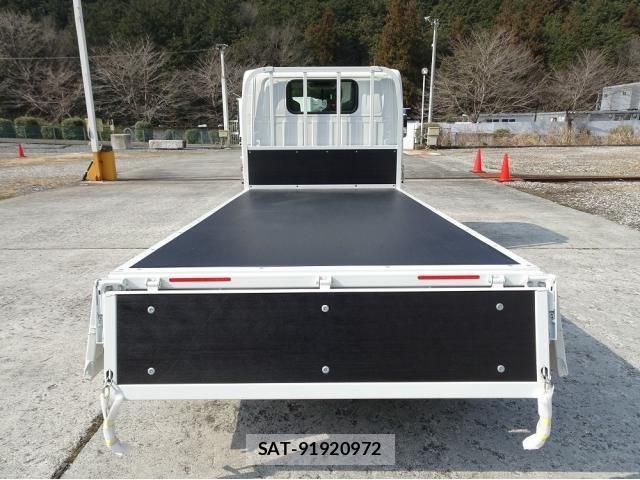 Isuzu ELF TRUCK 2025-12 4939590-20