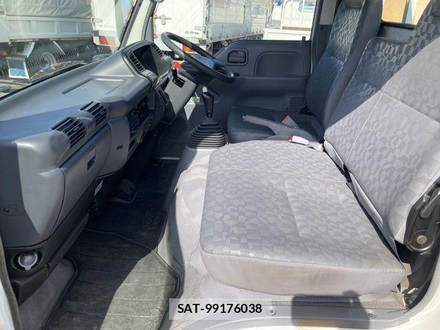 Isuzu ELF TRUCK 2005-06 4939756-6