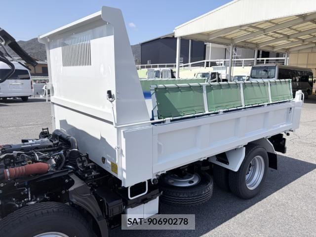 Isuzu ELF TRUCK 2026-01 4939586-24