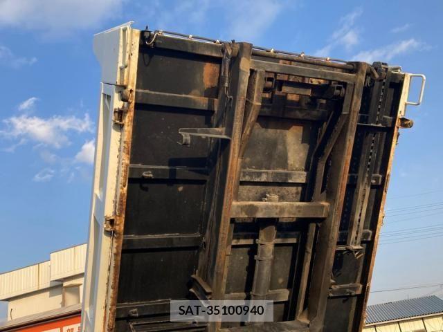 Isuzu ELF TRUCK 2018-12 4939621-11