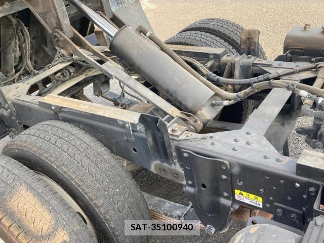 Isuzu ELF TRUCK 2018-12 4939621-14