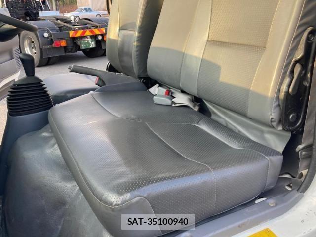 Isuzu ELF TRUCK 2018-12 4939621-19