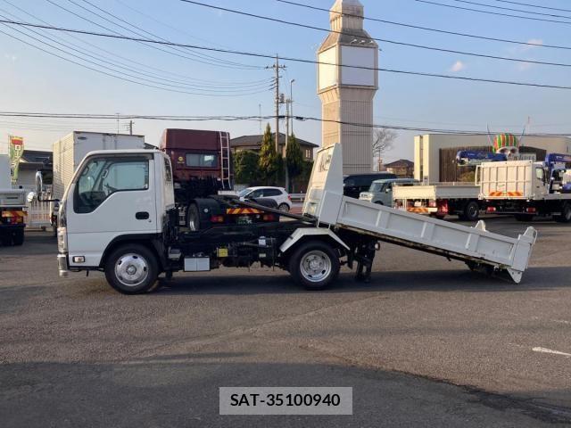 Isuzu ELF TRUCK 2018-12 4939621-4