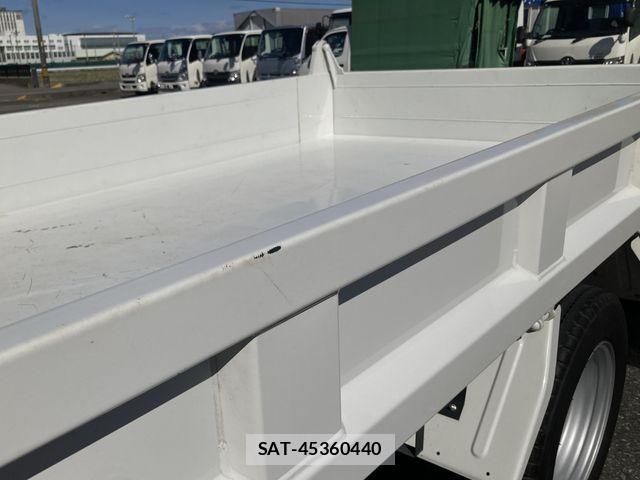 Isuzu ELF TRUCK 2024-02 4939596-16