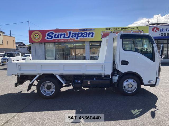 Isuzu ELF TRUCK 2024-02 4939596-22