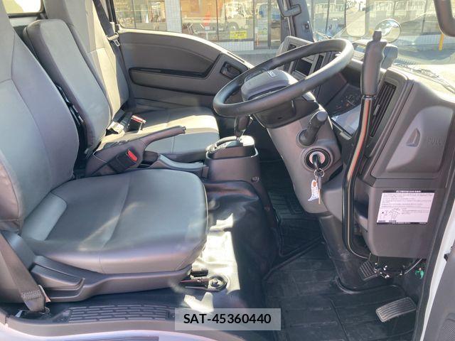 Isuzu ELF TRUCK 2024-02 4939596-5