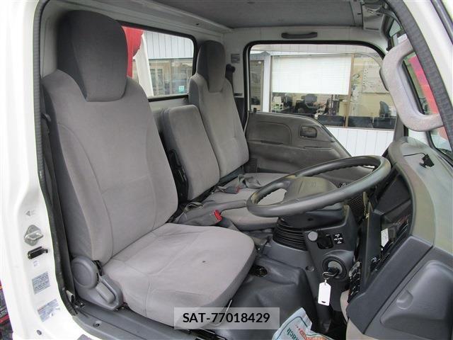 Isuzu ELF TRUCK 2012-08 4939637-13
