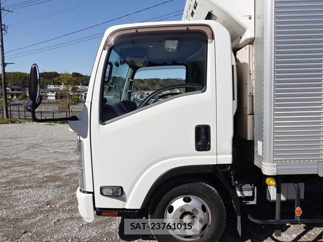 Isuzu ELF TRUCK 2016-09 4939699-12
