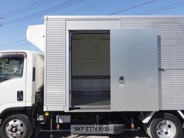 Isuzu ELF TRUCK 2016-09 4939699-13