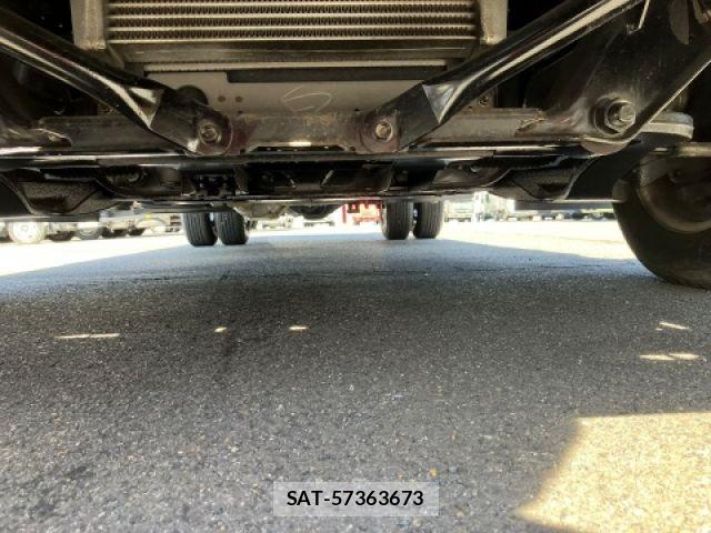 Isuzu ELF TRUCK 2016-03 5867112-11