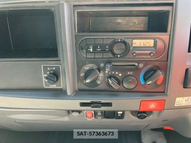 Isuzu ELF TRUCK 2016-03 5867112-17