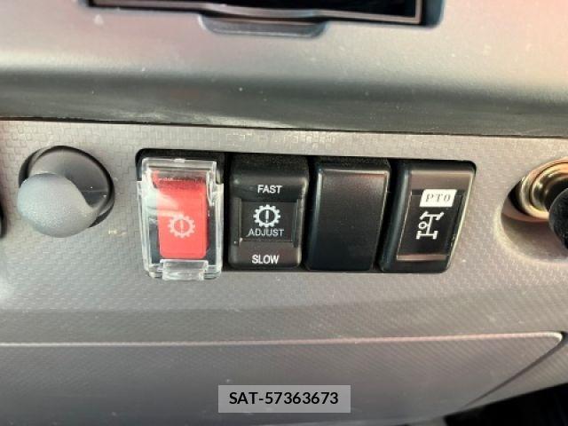 Isuzu ELF TRUCK 2016-03 5867112-19